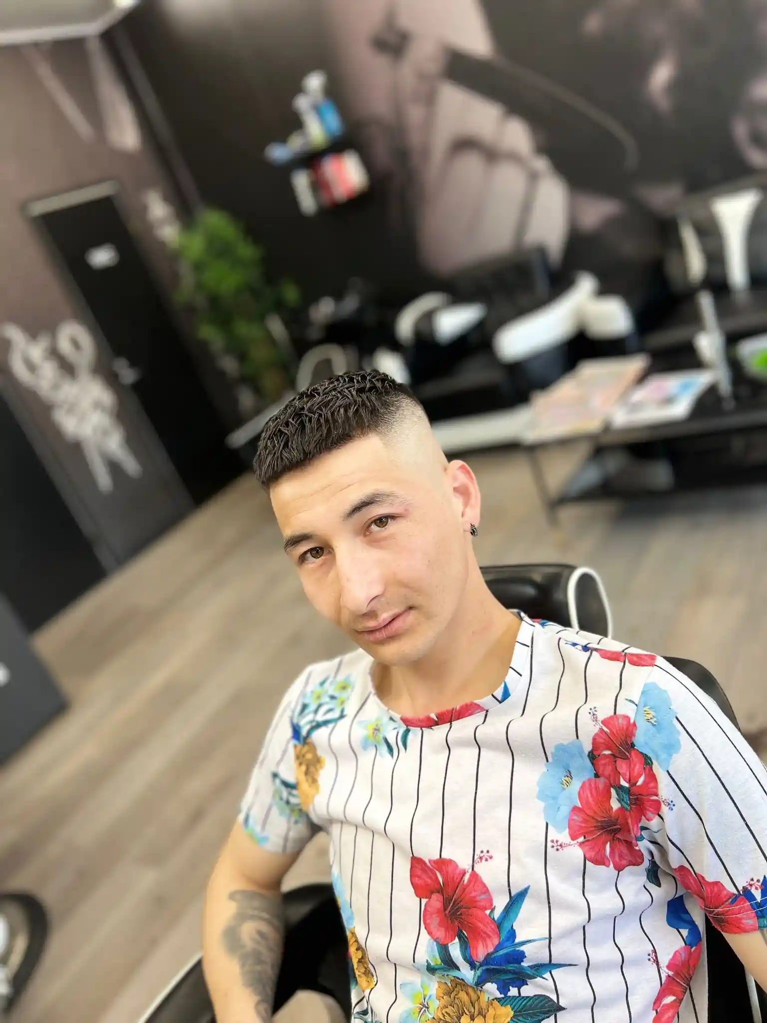 Customer haircut style 2